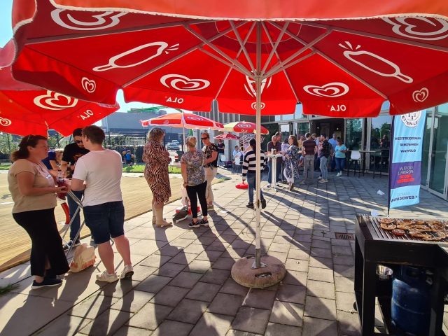 BBQ DIO-Waterpolo groot succes